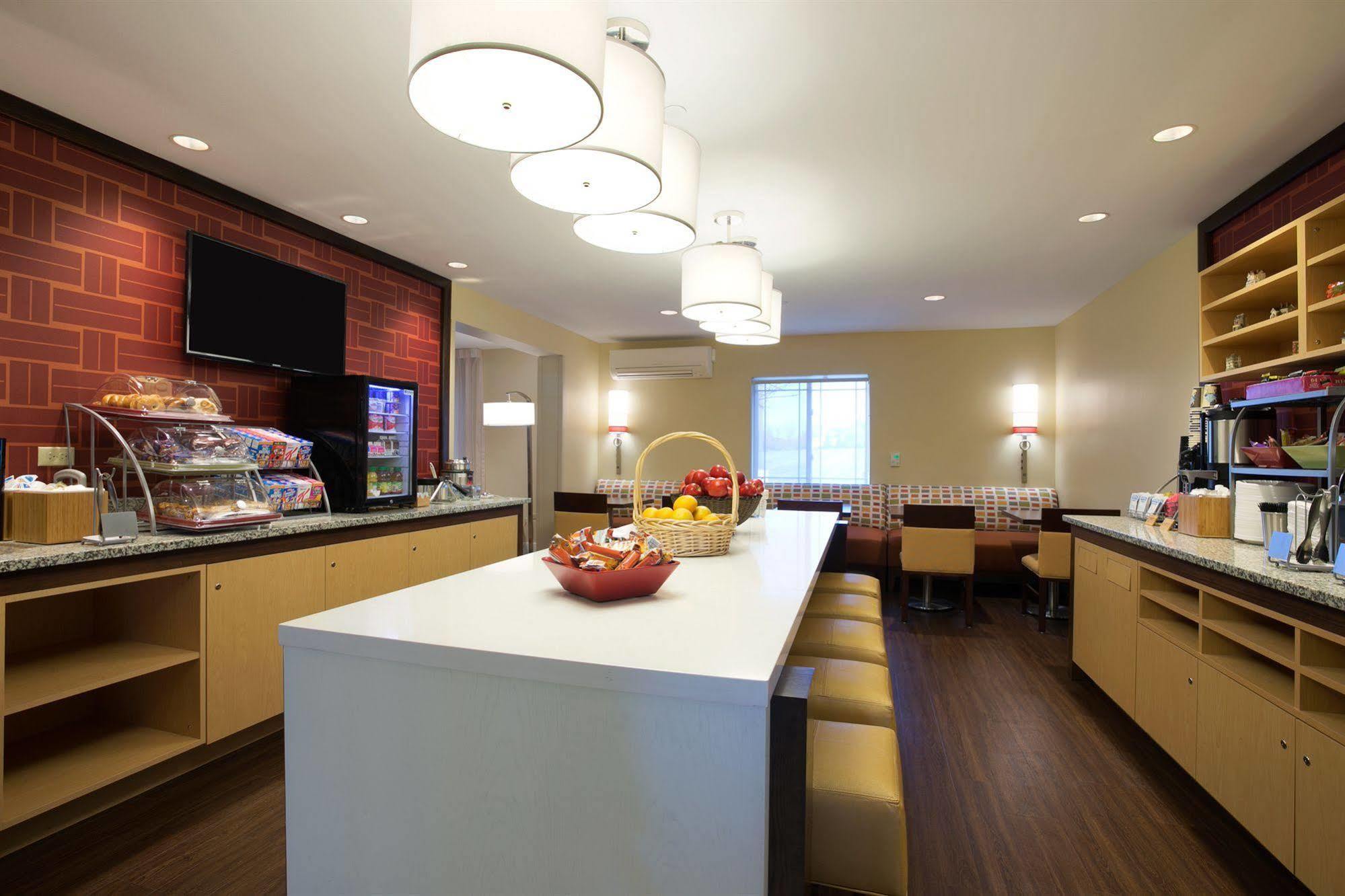 Mainstay Suites Hartford 梅里登 外观 照片